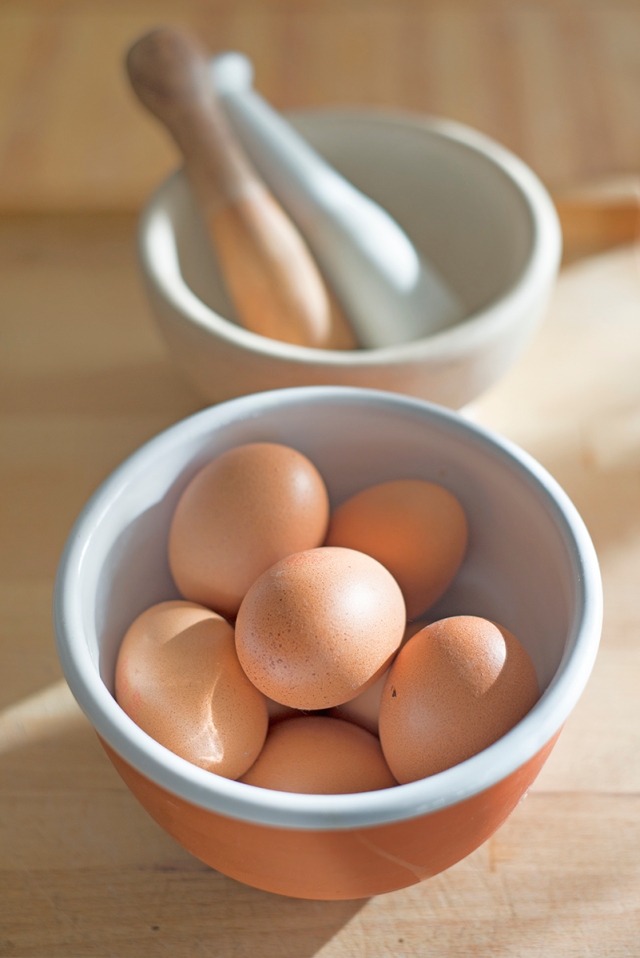 eggs_in_bowl_0013